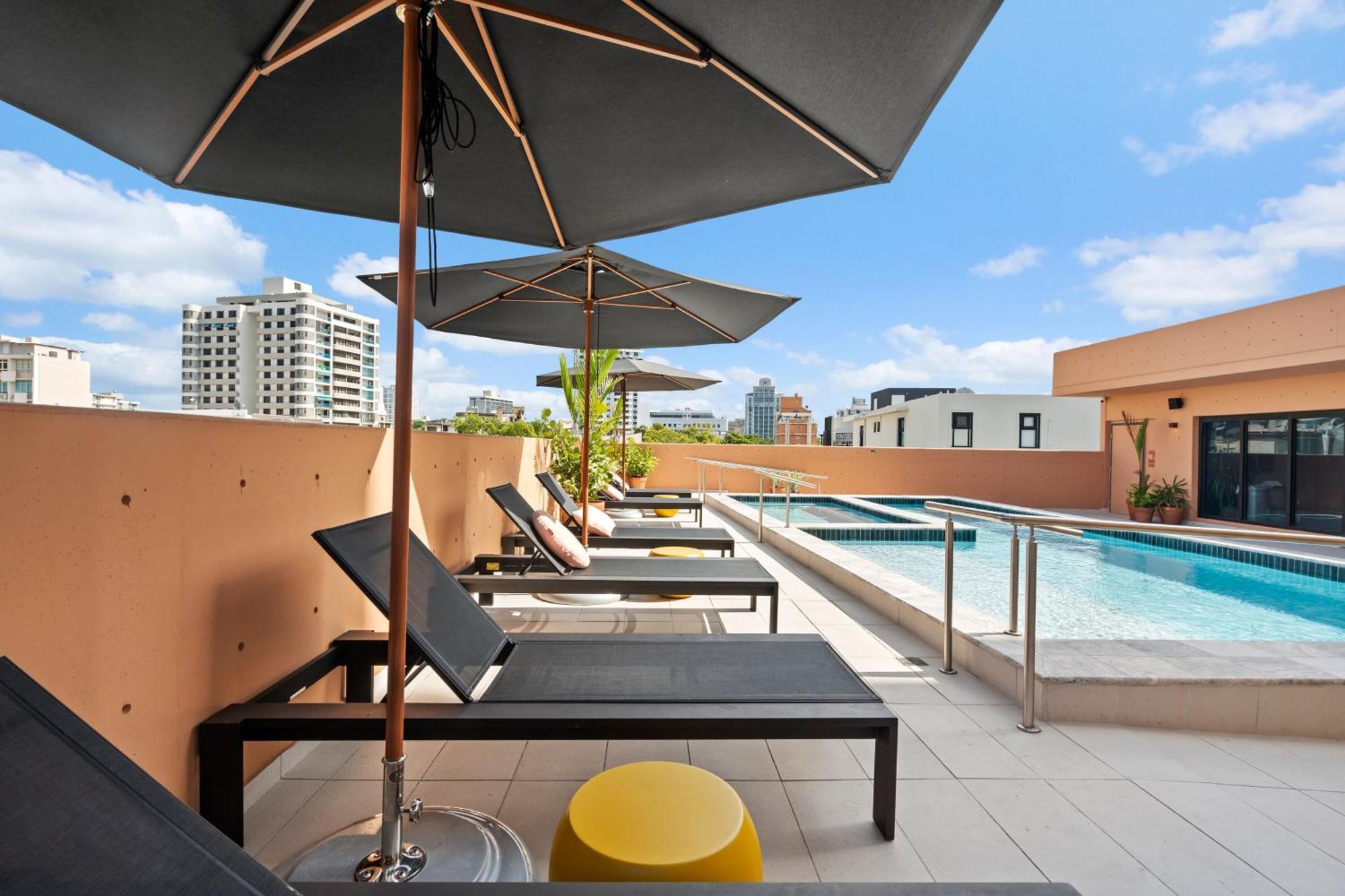 Hibird- Apartment And Suites Hotel San Juan Exterior photo